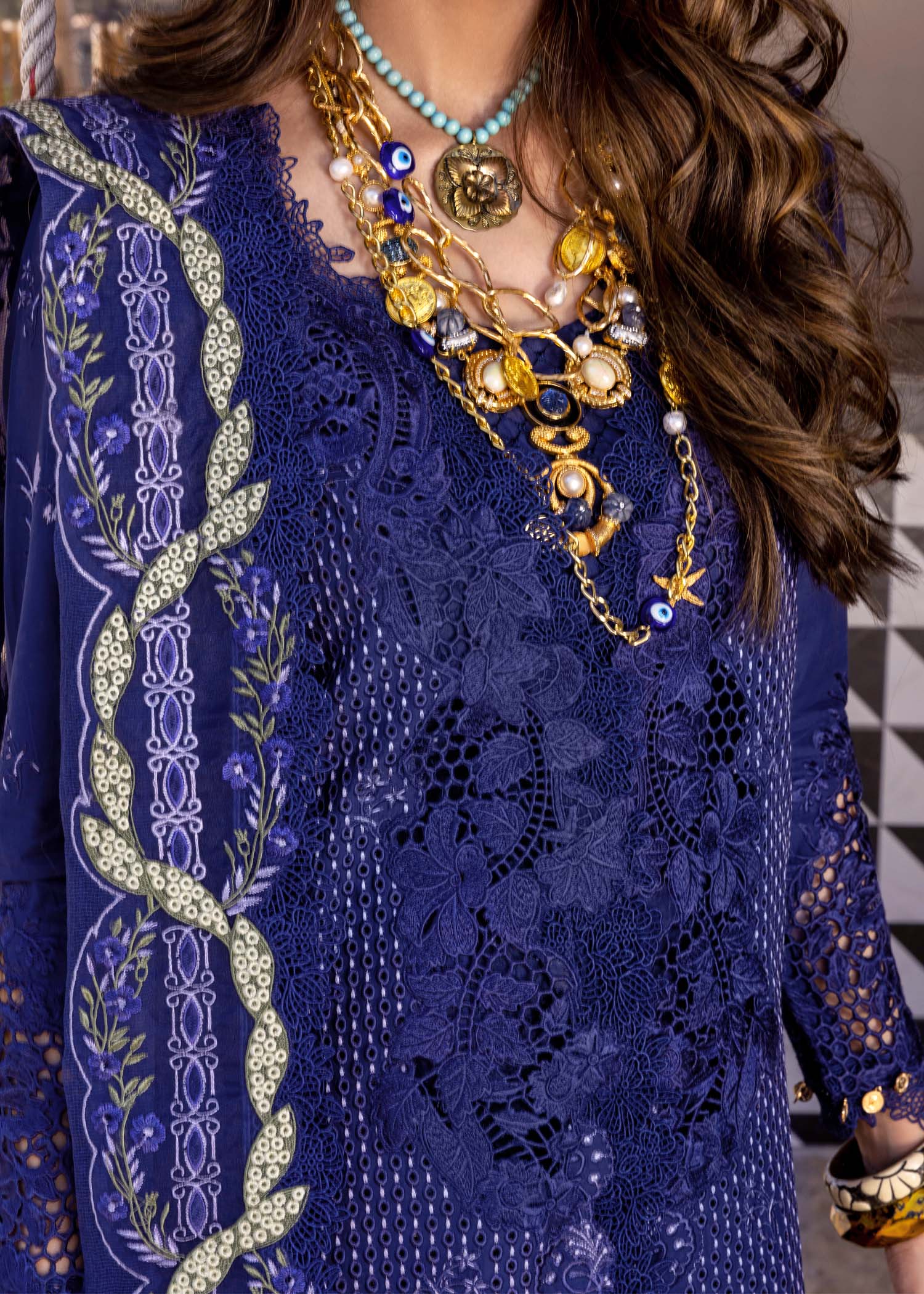 Saira Shakira Luxury Lawn LEYLA-B Ayla's Atelier
